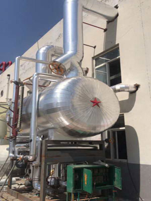 罐體保溫施工方案設備白鐵皮玻（bō）璃棉保溫工（gōng）程現場